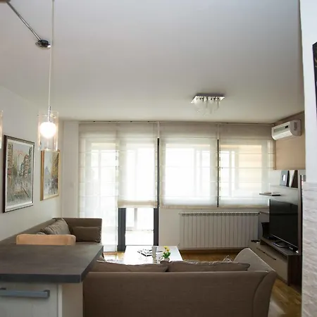 Luxury In Centre Apartamento Saraievo